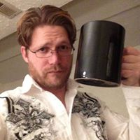 That mugs holds 40 ounces. I bought it at "The Warehouse" in New Zealand. I have since broke it. It was my third and final one. Photo of me taken in Colorado in 2015 holding a 40 ounce coffee mug